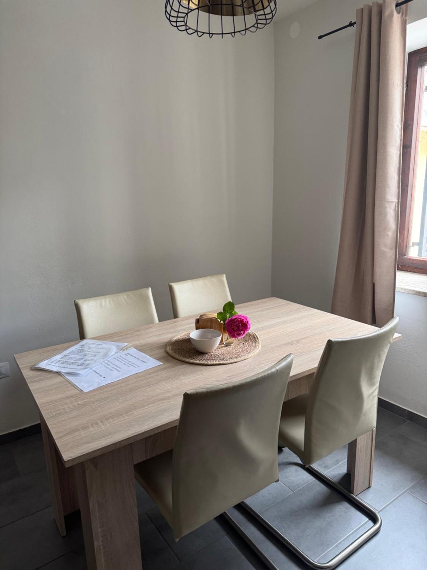 Апартаменты Old Square House - Hisa Na Starem Trgu Толмин Экстерьер фото